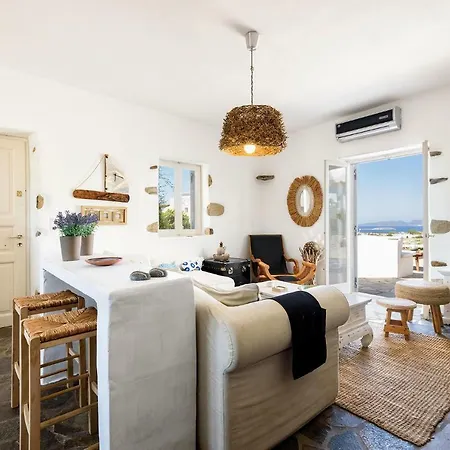 Magano Seaview House *